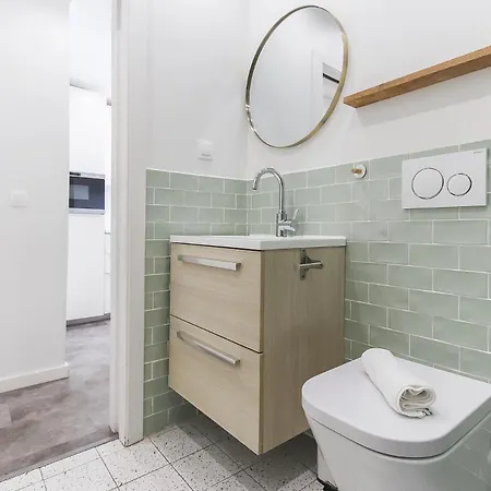 Downtown Charming Iii By Homing Apartament