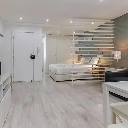 Apartment Downtown Charming Iii By Homing *